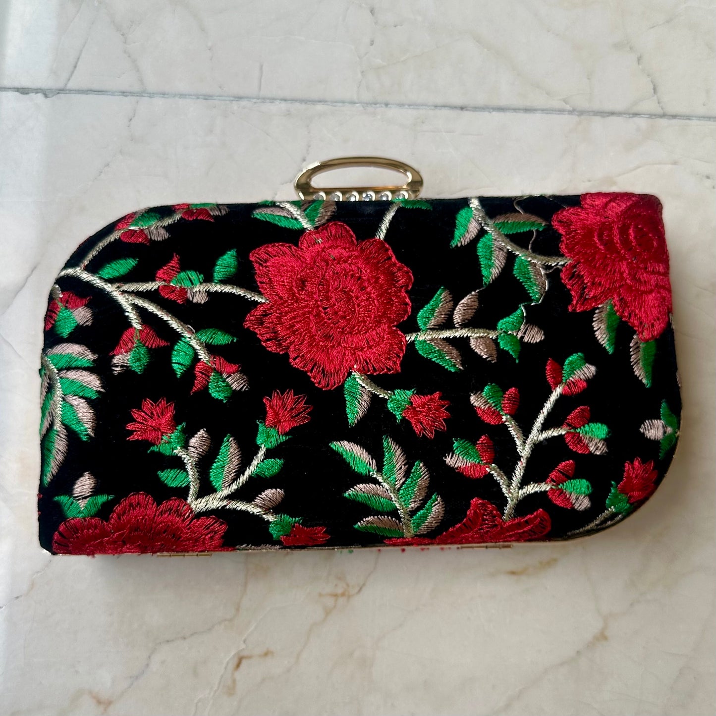 Rose clutch
