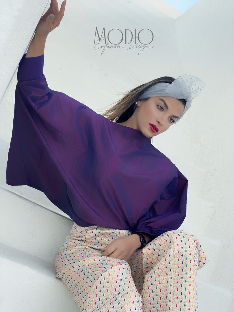 بلوزة كبيرة الحجم