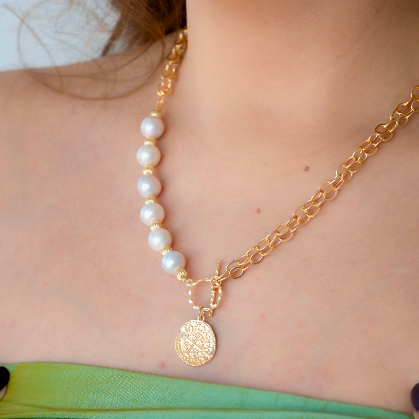 Pearls and chain necklace
