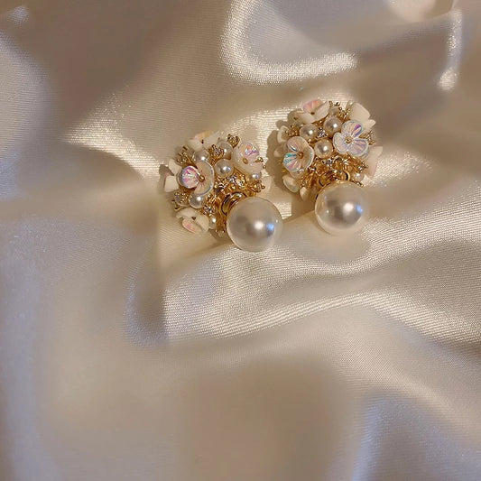 Flower ball earrings stud