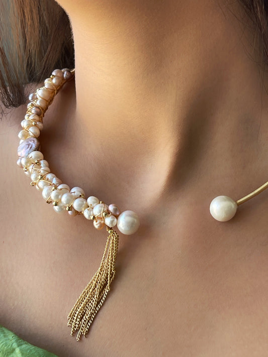 Pearls chocker necklace